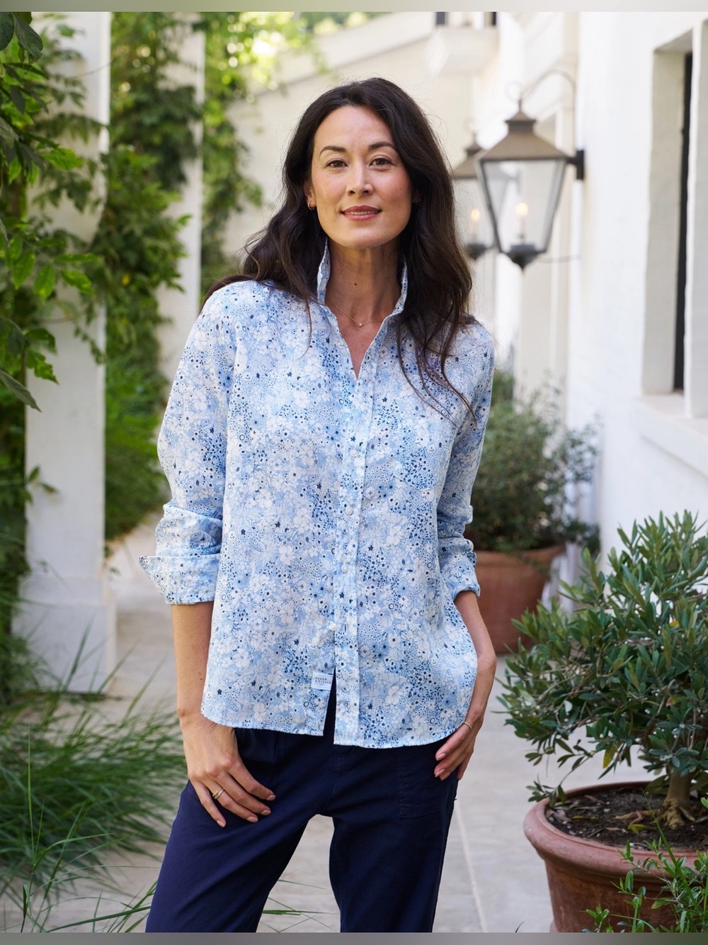 Frank & Eileen Light Blue Floral Button-Down Shirt